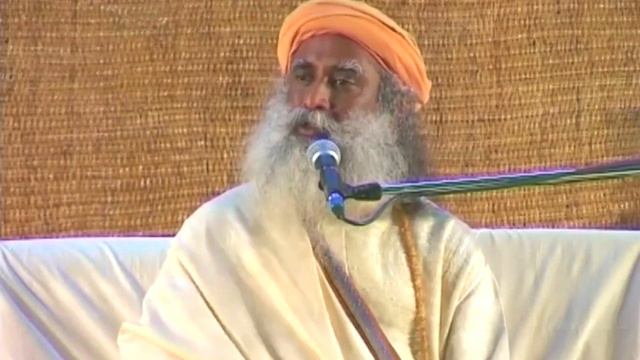 Cтрадания людей только в них самих - Садхгуру на Русском