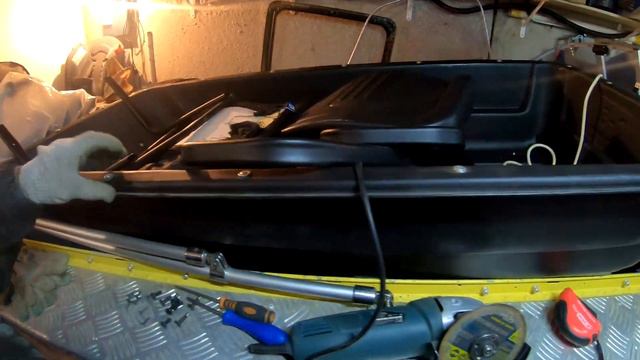 Изготовление сидения в сани - волокуши для мотобуксировщика часть1. Срочно мне нужна помощь! смотреть онлайн