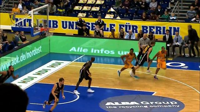 Play of the Game: Cliff Hammonds (ALBA - Ludwigsburg) смотреть онлайн