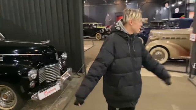 Автомузей Автомобили Мира, небольшая экскурсия! смотреть онлайн