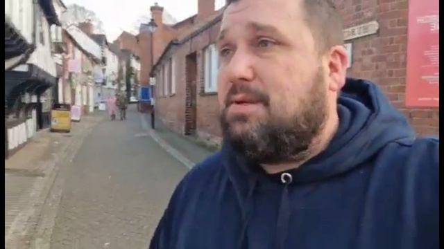 Can you have a good night out in... Stafford? смотреть онлайн