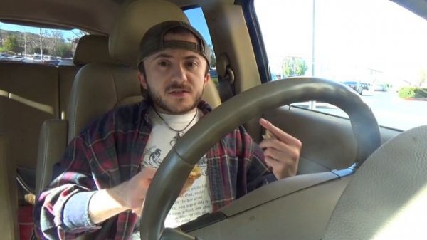 Atticus Shaffer Eats Urbane Cafe