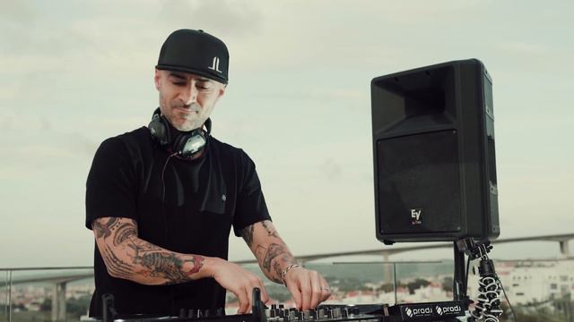 Diego Miranda - Live Set Terraza смотреть онлайн
