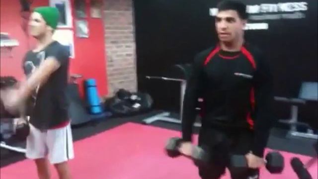 Billy Dib and Firass Dirani Strength Training.wmv смотреть онлайн