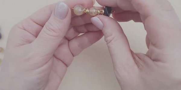 МК. Как красиво спрятать соединение между бусинами. Техника "пин в пин №. 24 #handmade_jewellery