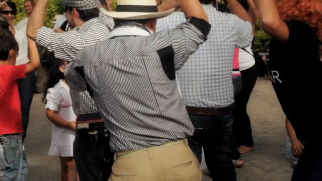 El Oscar - Beto El Parrandero смотреть онлайн