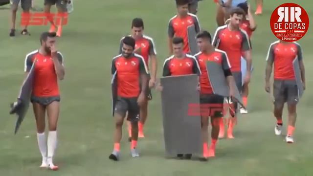 Walter Erviti explotó contra Holan. смотреть онлайн