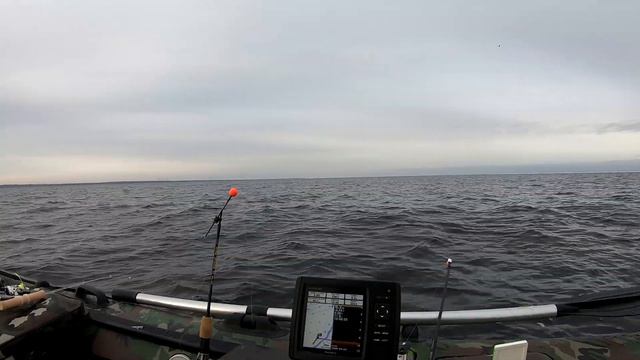 Открытие водномоторного сезона 2020 на Финском заливе в феврале. Южная дамба. В поисках корюшки. смотреть онлайн