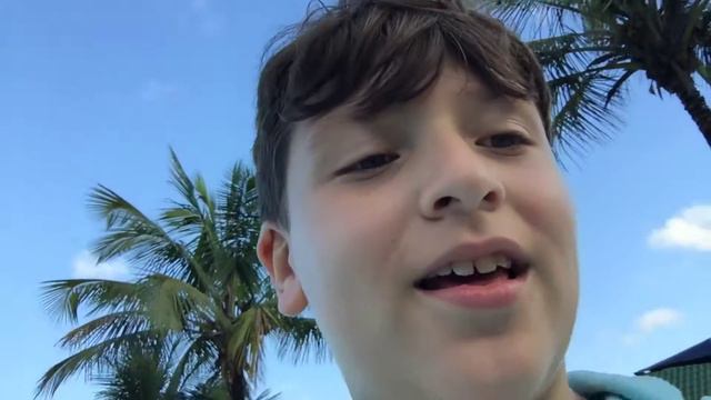 Primeiro dia na piscina de Florianópolis (balneário Camboriú) смотреть онлайн