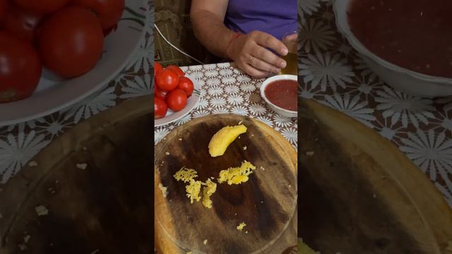 Съел один кусочек смотреть онлайн