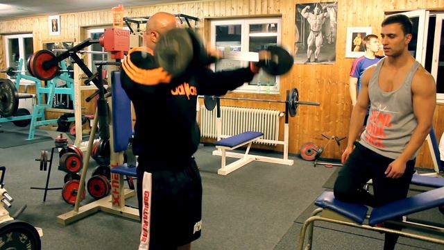 Pumping Ercan, Pumping Pınar ve Gökhan Omuz Antrenmanı Münih⎟Part 3 смотреть онлайн