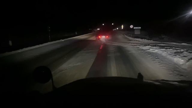 ЗАКРЫЛИ ДОРОГУ! Не дают РАБОТАТЬ! Сильный снегопад! Зима - это время американских машин! смотреть онлайн