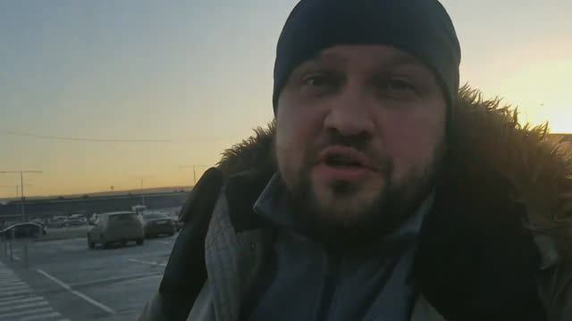 Перегон автомобиля из Владивостока, начало путешествия. Аэропорт Красноярск. часть 1 смотреть онлайн