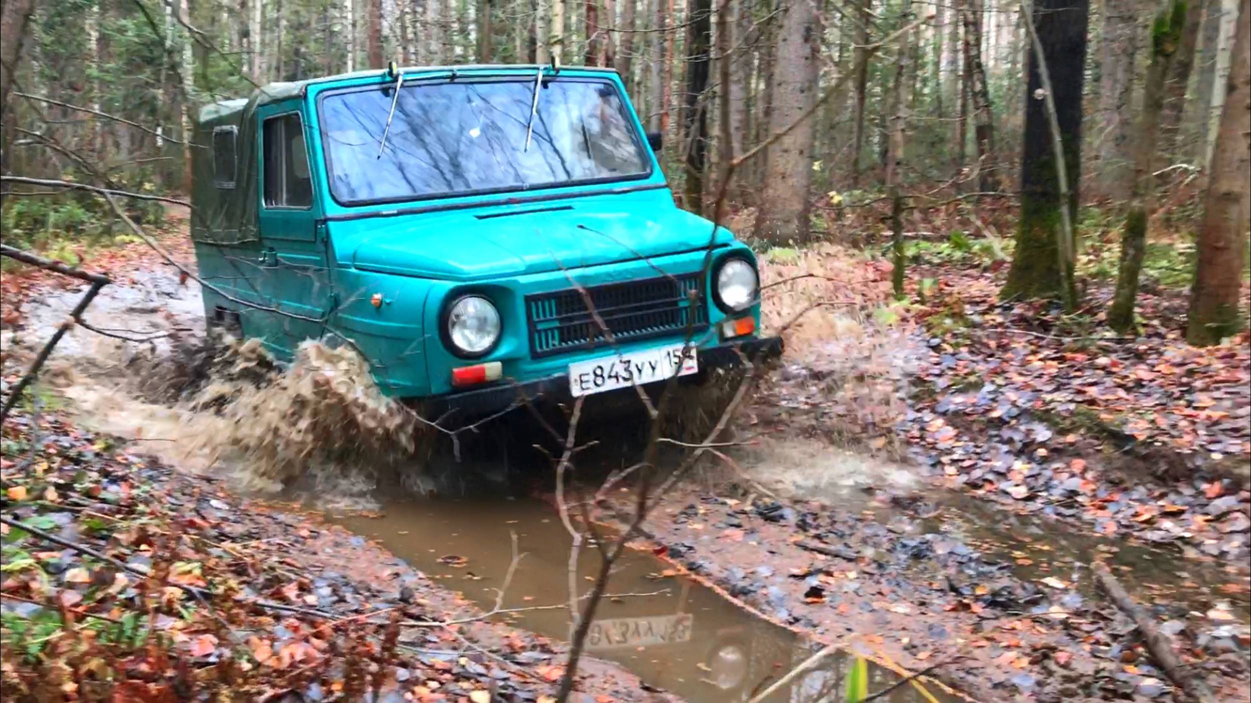 ЛУАЗ 969М - ВОЗМОЖНОСТИ СТОКА (глина, грязь, подъемы) смотреть онлайн