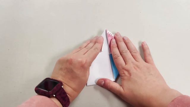 Papercraft Pickup: Shark Cootie Catcher смотреть онлайн