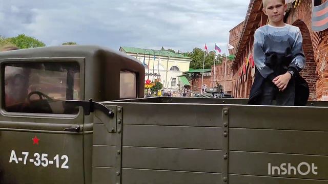 в Нижегородском кремле 2 смотреть онлайн