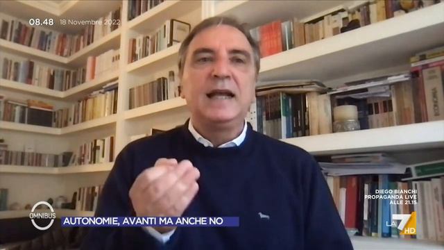 Autonomie, Antonello Caporale: "Regionalismo ha bucato i conti dello Stato! Fottiti è il tema ... смотреть онлайн