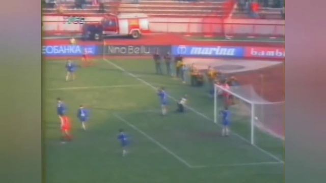 Darko Pancev ● Goal and Skills ● Crvena Zvezda 5-0 Zeljeznicar ● Yugoslavian League 1991-92 смотреть онлайн