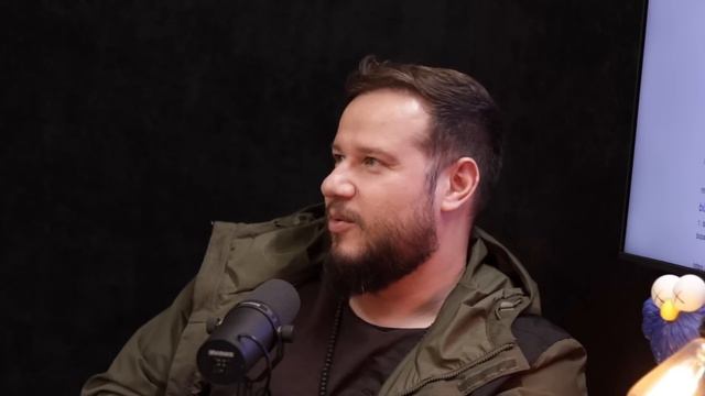 CREATIVO #314 - EL TREN | Los OVNIS y la CIA, 4Chan, Last of Us, Teorías de conspiración, Bizarro смотреть онлайн