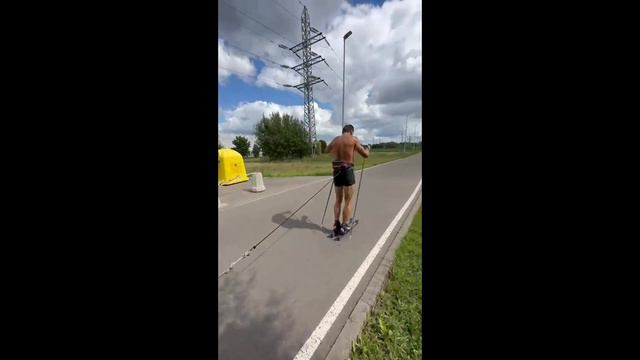 Короткий ролик тренировочного дабла с покрышкой. смотреть онлайн