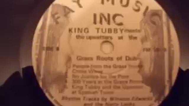 KING TUBBY MEETS THE UPSETTER AT THE GRASS ROOTS OF DUB смотреть онлайн