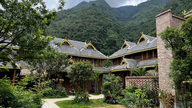 Baoshan Yunnan Coffee смотреть онлайн