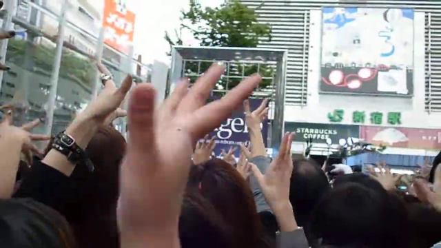 ANGELO live @ Shinjuku station смотреть онлайн