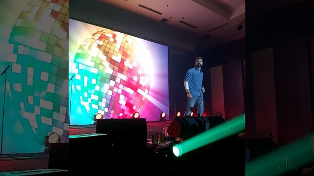 Brian McFadden - When Your'e Looking Like That (live in Jakarta) 9 November 2019 смотреть онлайн