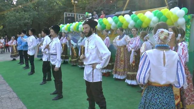 "Маруся" - казачий ансамбль "Хуторок! смотреть онлайн