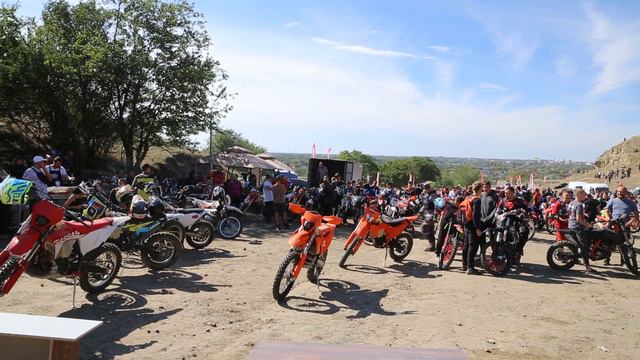 В Армавире прошел 4 этап Чемпионата Краснодарского края по эндуро на мотоциклах смотреть онлайн
