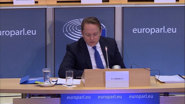 Strik on the rule of law in Hungary смотреть онлайн