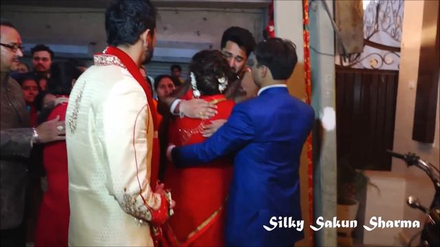Emotional Doli / Vidaai Moments - Indian Punjabi Wedding - Silky Sakun Sharma смотреть онлайн