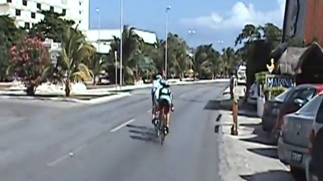 Alberto Contador en Cancún, México смотреть онлайн