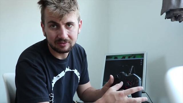 Keyboard and Mouse in a Gamepad?! Nacon GC-400ES Review смотреть онлайн