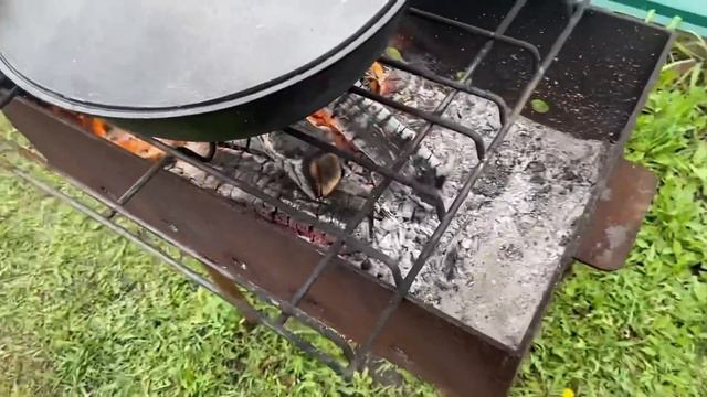 Рисовая каша с мясом в казане. Готовим на костре "АЛЯ-ПЛОВ". Блюдо от Шеф-Слесарь! смотреть онлайн