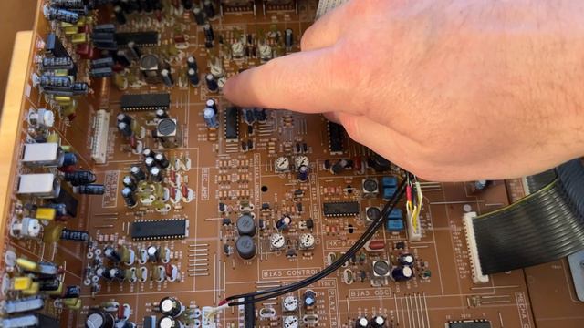 Дека Yamaha KX-690. В Японии закончилась краска или максимальное снижение издержек? смотреть онлайн