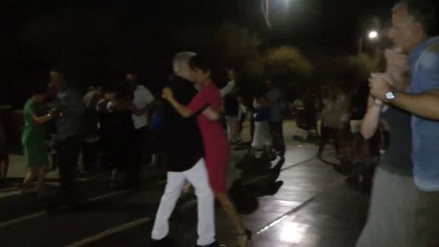 TANGO SOTTO LE STELLE - (13) PIAZZA BOVIO - PIOMBINO 6-9-2014 смотреть онлайн