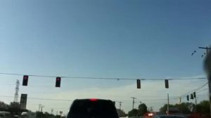 “Легко на сердце от песни веселой”(ст.В. Лебедев-Кумач, Муз.И. Дунаевский; исп.Анат.&Дм. Сериковы)