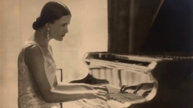 Harriet Cohen plays 9 Bach Preludes & Fugues (1928) смотреть онлайн