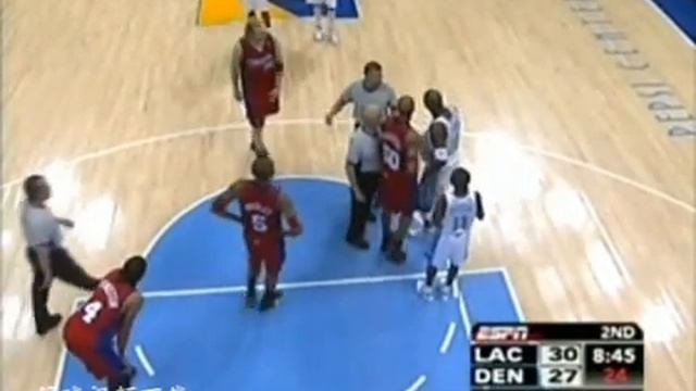 20060501 154040 NBA FIGHT - Chris Kaman VS Reggie Evans смотреть онлайн