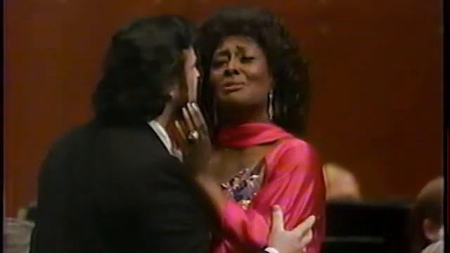 Shirley Verrett sings la Favorita with Pietro Ballo-Gala Pavarotti смотреть онлайн