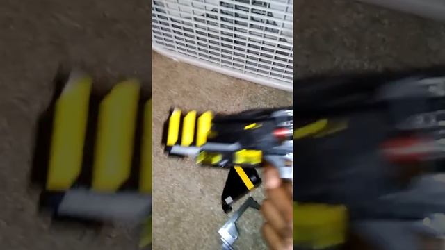 a gun from borderlands2, unkaht harold🔫 смотреть онлайн