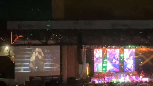 Pitbull live- Get On The Floor (Jennifer Lopez cover)- @ Ak Chin Pavilion- Phoenix, AZ- 9/18/22 смотреть онлайн