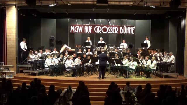 Super Trouper (Björn Ulvaeus, Benny Andersson, arr. Roland Hürlimann) - Musikgesellschaft Walchwil смотреть онлайн