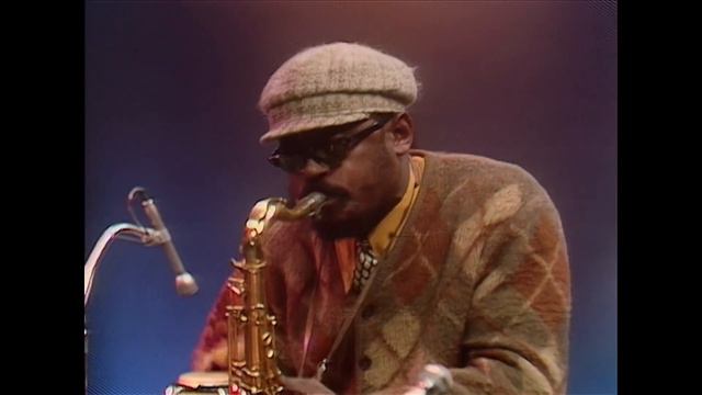 Rahsaan Roland Kirk "The Inflated Tears & Haitian Fight Song" on The Ed Sullivan Show смотреть онлайн
