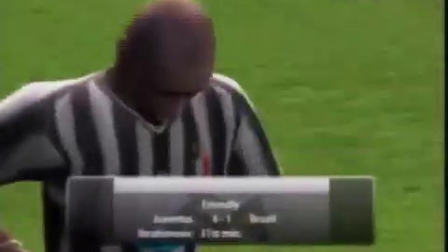 "[WCG 2006 Grand Final - FIFA Single Elimination - Round1] x4-alexx(RUS) vs Walkman(UKR) " смотреть онлайн