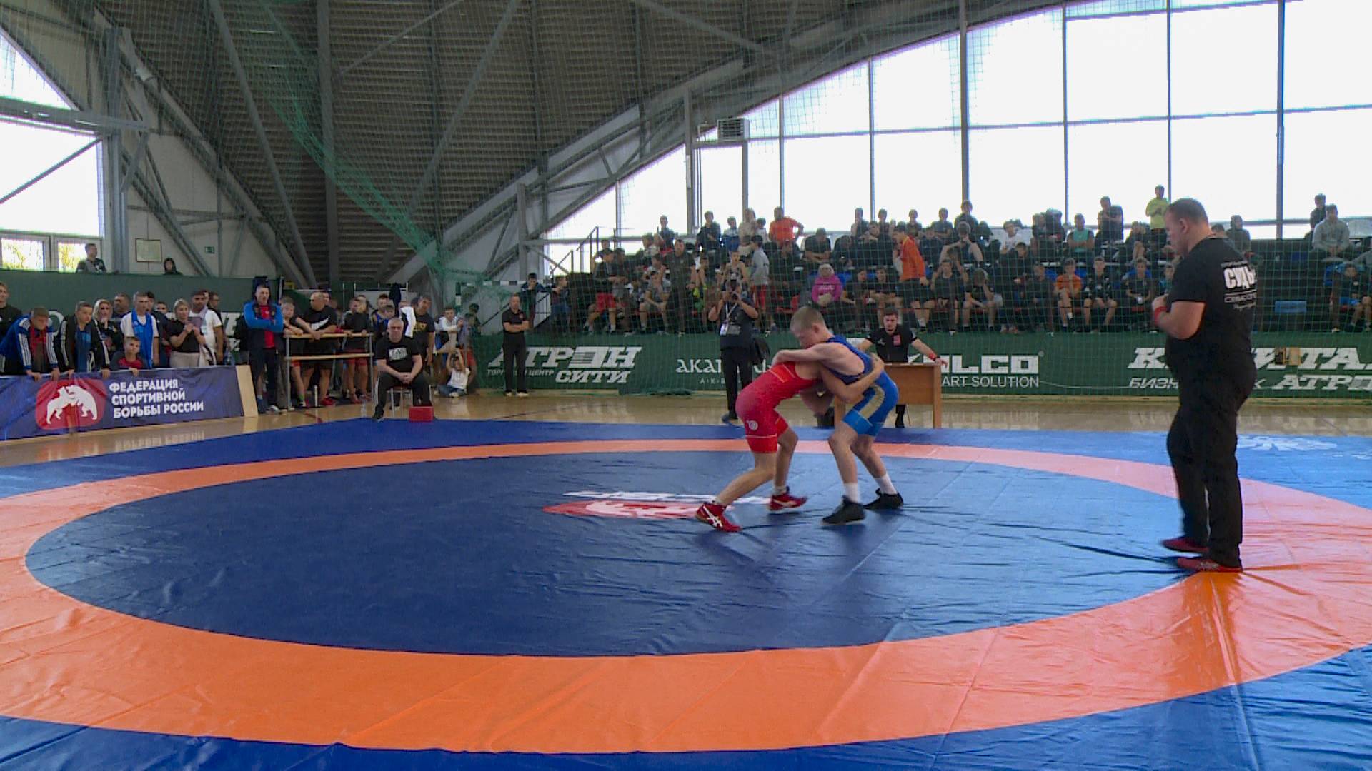 В Рязани прошли Всероссийские соревнования по греко-римской борьбе смотреть онлайн