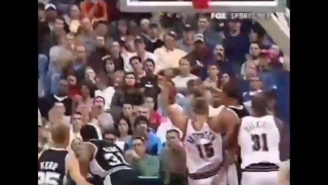 Chris Andersen Flies Over Malik Rose For An Amazing Putback Dunk Then Elbows Tim Duncan смотреть онлайн