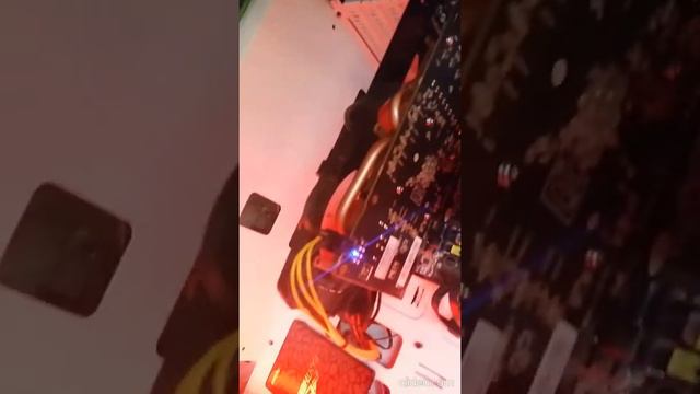 Белый, красивый , игровой ПК смотреть онлайн