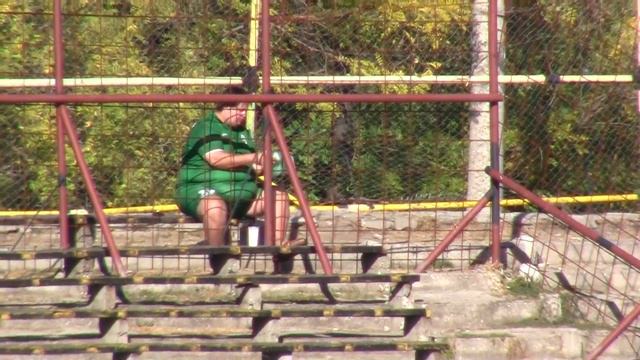 PlovdivDerby.com Култов фен на Нафтата похапна на Колежа смотреть онлайн